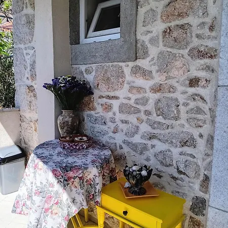 Sverko Apartment *