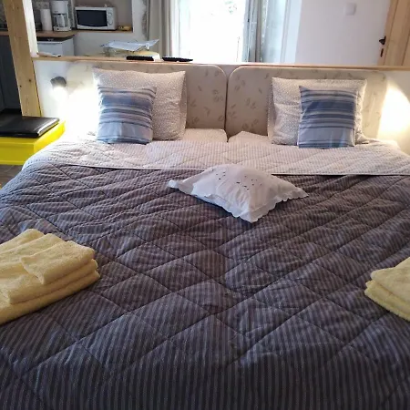 Sverko Apartment *
