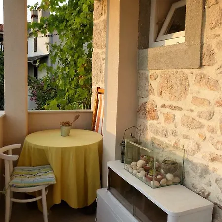 Sverko Apartamento *