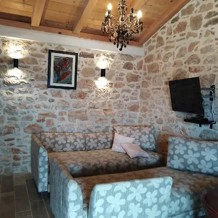 Sverko Apartment