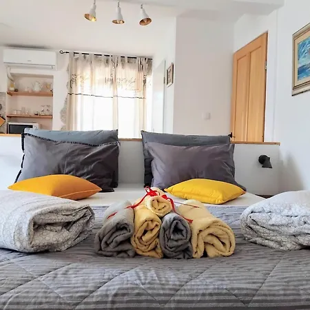 Sverko Apartment
